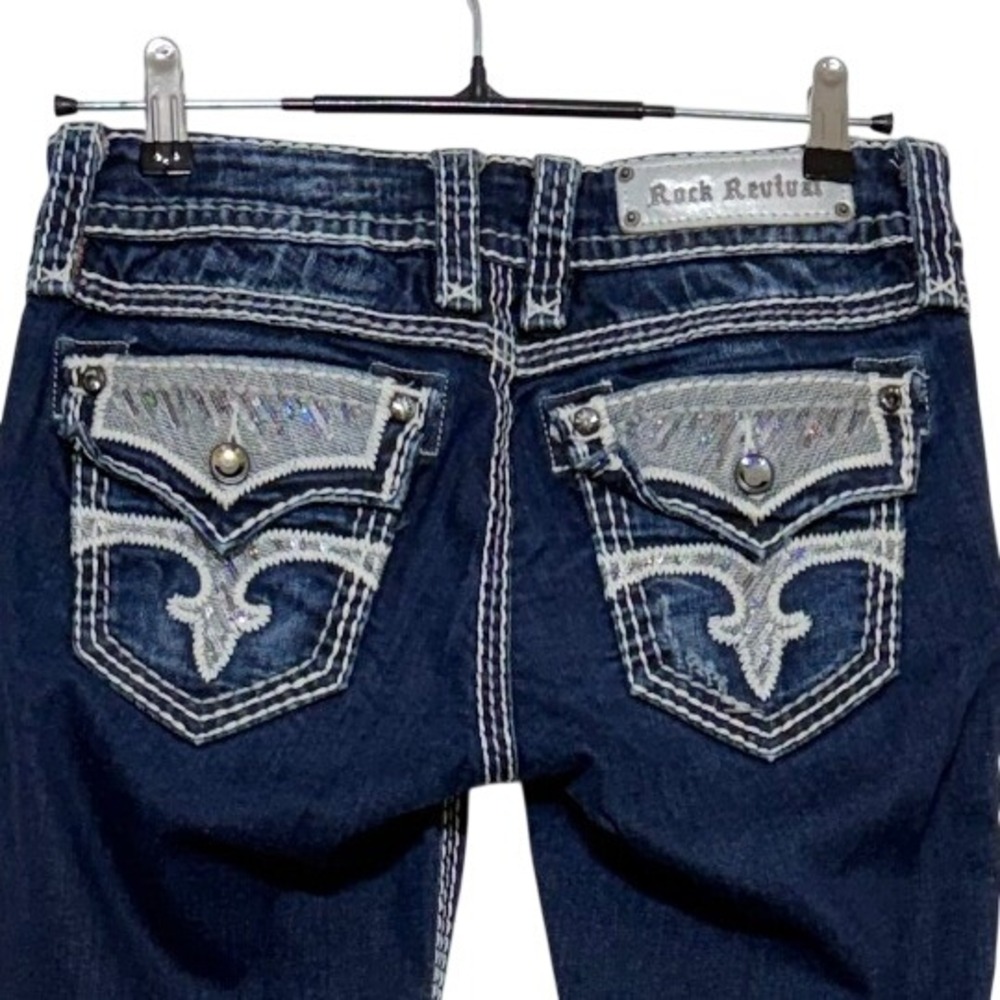 Rock Revival Jean Women Measure 28X33 Tag 27 Blue Rhinestone Molly Easy Straight